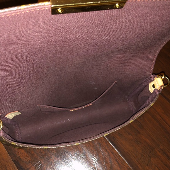 ❌SOLD❌ Authentic Louis Vuitton Favorite MM - Picture 4 of 8